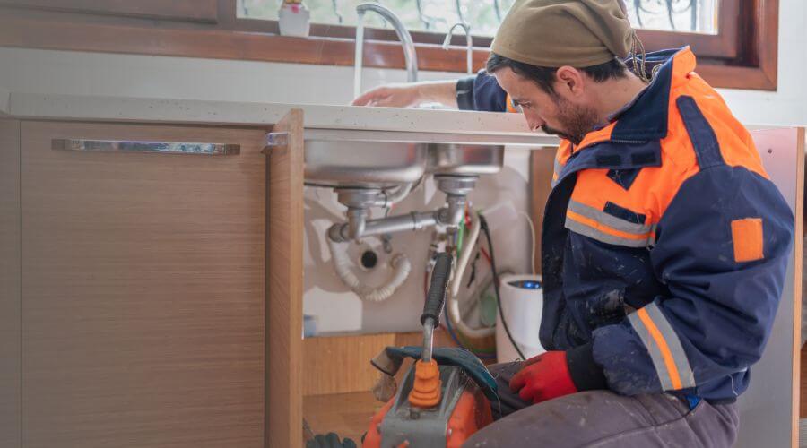 Professional Leak Detection Services in Utopia, TX